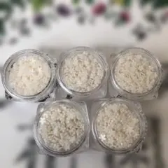 ハンドメイド　白い花形3mm約400個／ケース　ネイルパーツ 5ケースセット