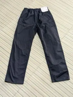 無印良品　ルーズフィットパンツのサムネイル