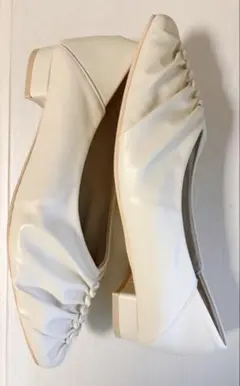 未使用　Juze ギャザーバブーシュパンプスのサムネイル