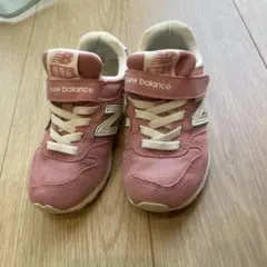 new balance 996 ピンク キッズシューズ