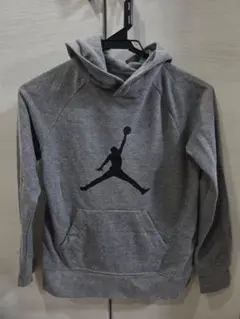 Jordan グレー ジャンプマンパーカー