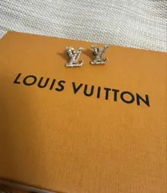 2025年最新】ルイヴィトン ピアスの人気アイテム - メルカリ