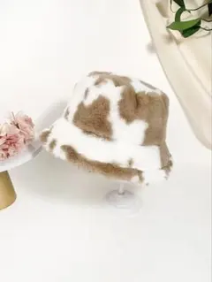 牛柄　アニマル柄　ボアハット　ファー　バケハ　バケットハット　ファーバケハ