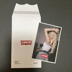 新品未使用）Levi's ROSE リーバイス ロゼ 特典 トレカ - メルカリ