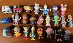 希少 アンパンマンミュージアムフィギュア その他 24個