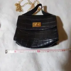 クロコダイル風黒ショルダーバッグ