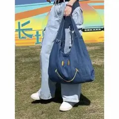 スマイリーデニムショルダーバッグ　ブルーデニム　トートバッグ　エコバッグ