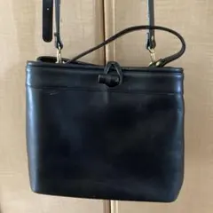 黒いレザーショルダー　ハンドバッグ　2ウェイ