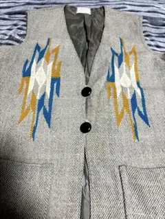 Item thumbnail for item eb442f51-a799-4e29-a2e7-e43b5d18982a