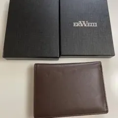 【新品未使用品】✨WERYER 二つ折り財布 ブラウン