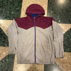 adidas フード付きナイロンジャケット グレー/ワインレッド