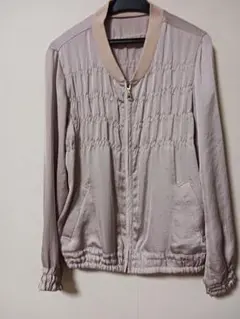 ページボーイベージュ ジャケット