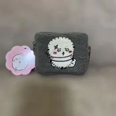 ちいかわ　ふわふわミニポーチ　ラッコ