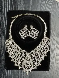 Item thumbnail for item 88aee412-ba97-4563-b17f-245f6a14d652