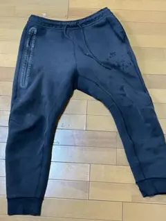 Nike ブラック ジョガーパンツ　テックフリース