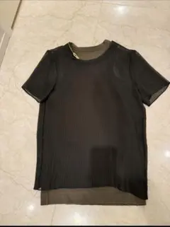 sacai トップスのサムネイル