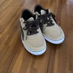 最終値下げ！Puma カジュアルスニーカー ベージュ/ブラウン