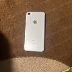 iPhone7 本体のみ 32GB シルバー　SIMロック解除済み