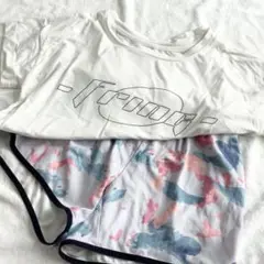 GA SPORTS フラワーショートパンツ・クロップドロゴTシャツ　2点セット