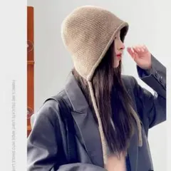 セール中! ベージュ フード風 ニット帽 バラクラバ風 イヤーフラップ 小顔見え
