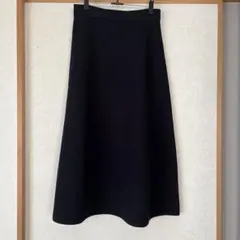 UNIQLOウォッシャブルミラノリブフレアスカート Mサイズ ブラックのサムネイル