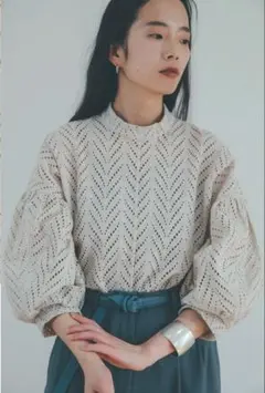 最終値下げ】CLANE CUT EMBROIDERY TOPS サイズ2 - メルカリ