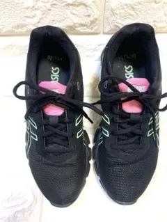 ランニングシューズ スニーカー