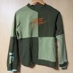 NIKE トレーナー　L