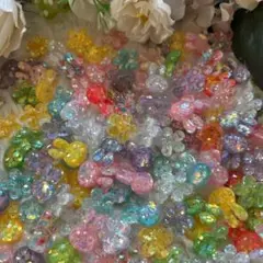 デコパーツ　ラメ　ビーズ　プラパーツ　キラキラ　新品
