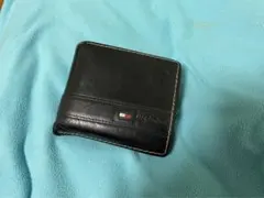 Tommy HILFIGERの二つ折り財布