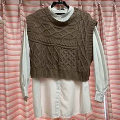 ブラウン ケーブルニットショートベスト