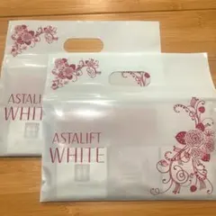 ASTALIFT WHITE トラベルセット1泊分 内容11包 ✖️2