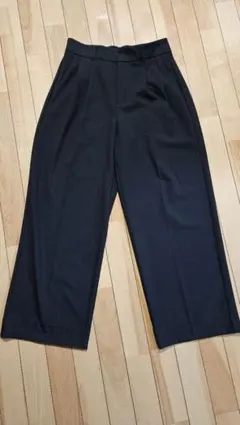 GU タックワイドパンツ 黒 Lサイズ 美品