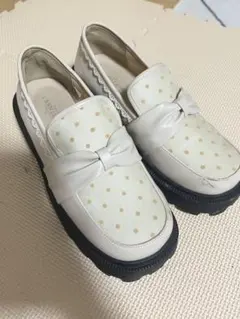 axes femme POETIQUE ローファー 厚底 リボン ドット柄のサムネイル