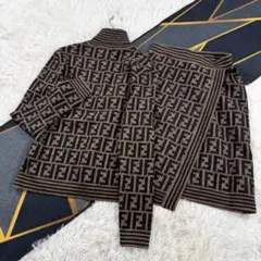 FENDI フェンディ ズッカ柄 ジップベスト＆パンツ ロゴ金具