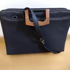 お値下げ中！革製ビジネスバッグ 木製ハンドルのサムネイル