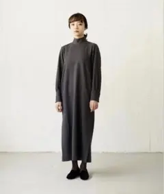 foufou ハイネックプリミティブワンピース　Mサイズのサムネイル