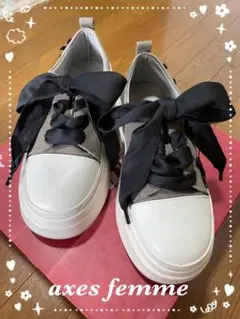 axes femme リボン付き厚底スニーカー22.5cmのサムネイル
