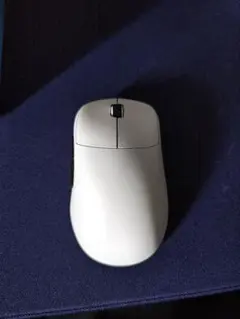 lamzu thorn ホワイト マウスのサムネイル