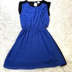 【美品】Ronmy’s バイカラー　ワンピース　ブラック✖️ブルー　ヒラヒラ素材のサムネイル