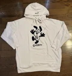 UNIQLO × VERDY パーカー　サイズＸＬ　ヴェルディ　UT 新品