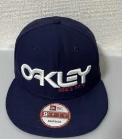 OAKLEY×NEWERA 9FIFTY SNAPBACK ネイビーキャップ