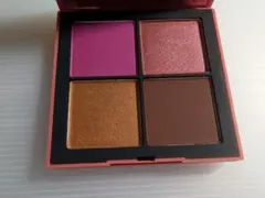 NARS ホットエスケープ チークパレットIII - メルカリ