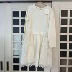 Chesty ホワイト 長袖ワンピース 1サイズ