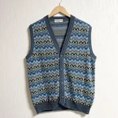 ヴィンテージ古着　イタリア製　ニットベスト　総柄　サイズ50