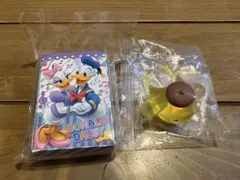子供むけおもちゃセット（ディズニーミニチュアトランプ、ポムポムプリン指輪トイ）