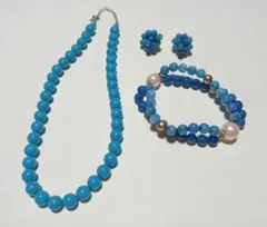 ネックレス　ブレスレット　イヤリングの3点セット