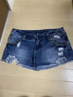 古着　ダメージ加工 ダークブルー ショートパンツW58〜64