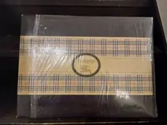 BURBERRY　ダウンケット BB 302 150x200cm