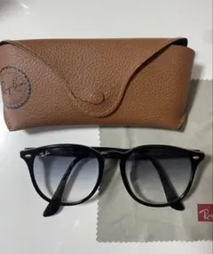 Ray-Ban RB4259 ブラック サングラス